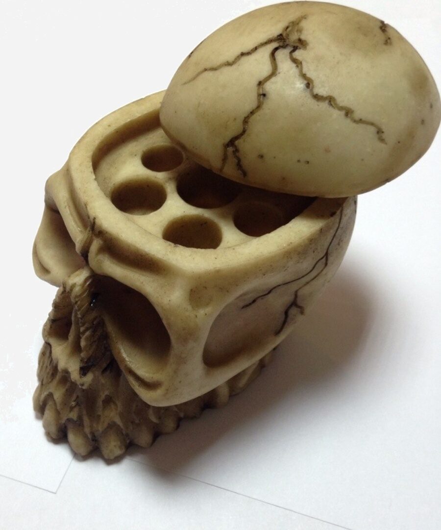 Подставка под колпачки Skull